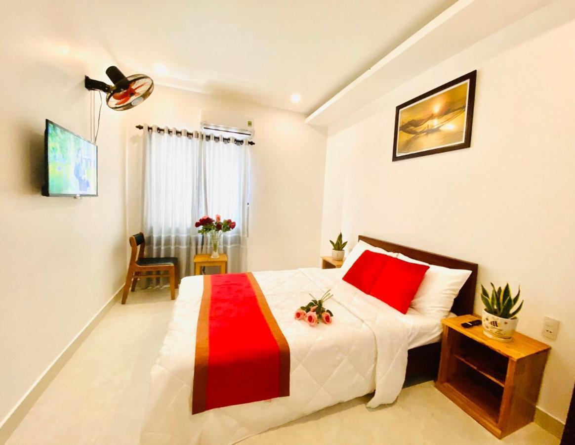 Toro Homestay Хойан Экстерьер фото